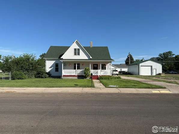 106 W 4th St, Julesburg, CO 80737