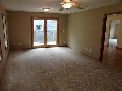 5th image of 30405 Blaine Ave
