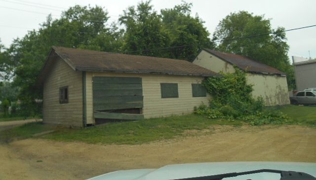 2nd image of 2741 11th St