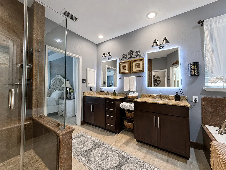1740 Forest Glen Dr — Photo 17
