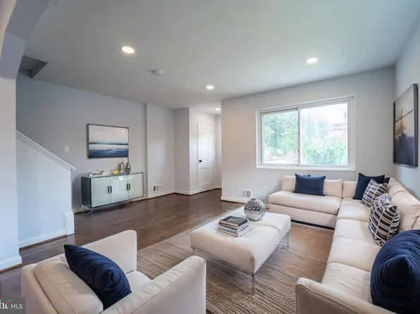 8333 Navahoe Dr, Silver Spring, MD 20903