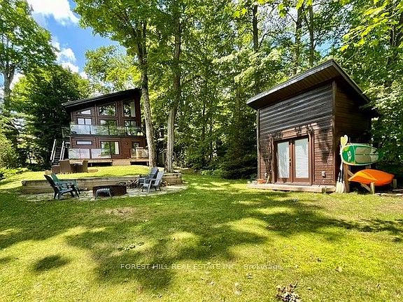 2nd image of 170 Hill St