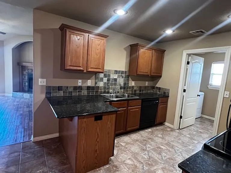 4111 W Mahogany Dr — Photo 5