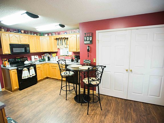 4th image of 109 Deer Run Pl