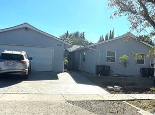 22116 Elkwood St, Canoga Park, CA 91304