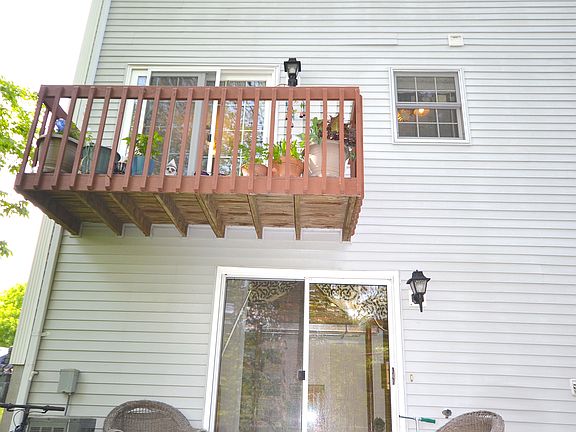 2nd image of 17 Wyndmere Dr