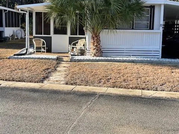 19 Spring Dr, Port Orange, FL 32129