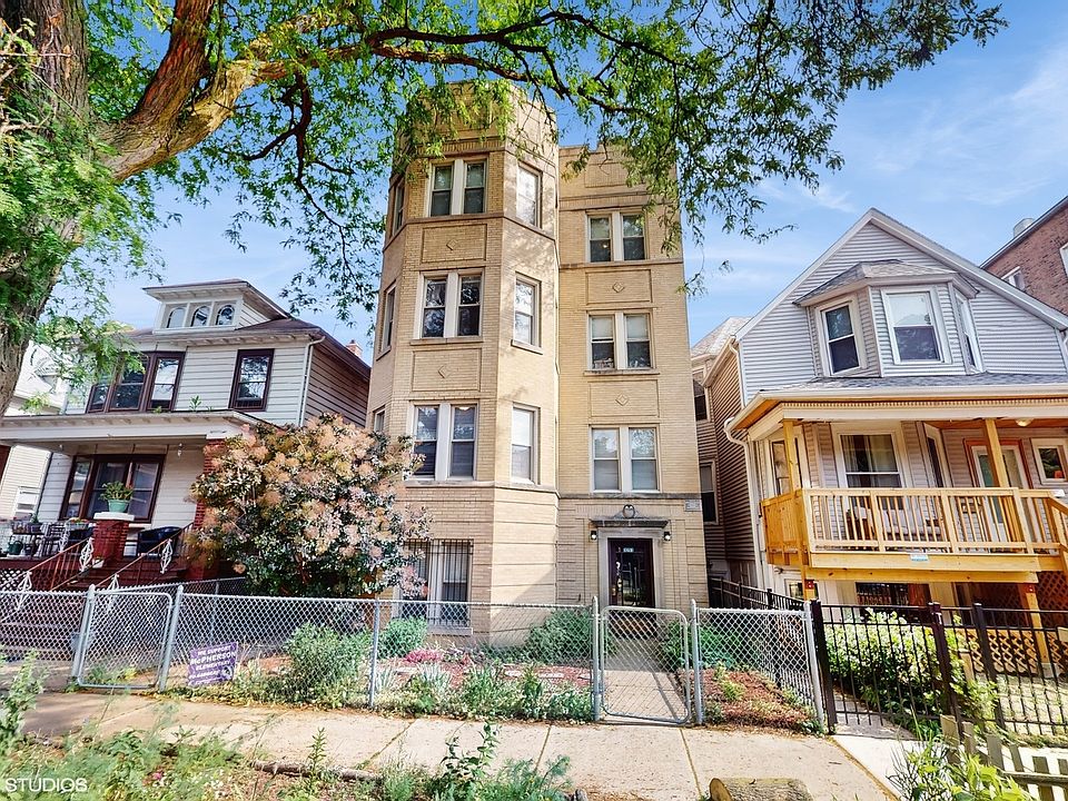 1st image of 3253 W Leland Ave Unit 2