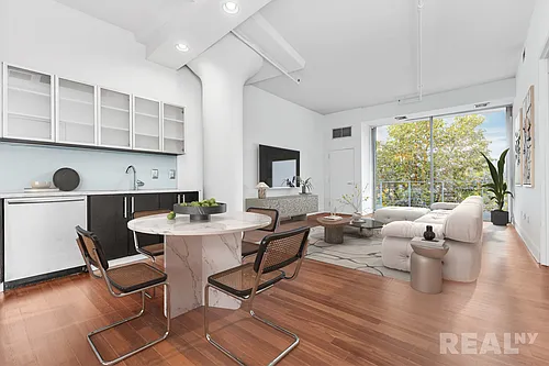 99 Gold St #4K Photo 1