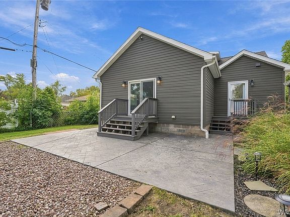 5th image of 477 Fries Rd