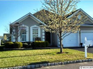 10 Elmswell Ct, Jackson, NJ 08527