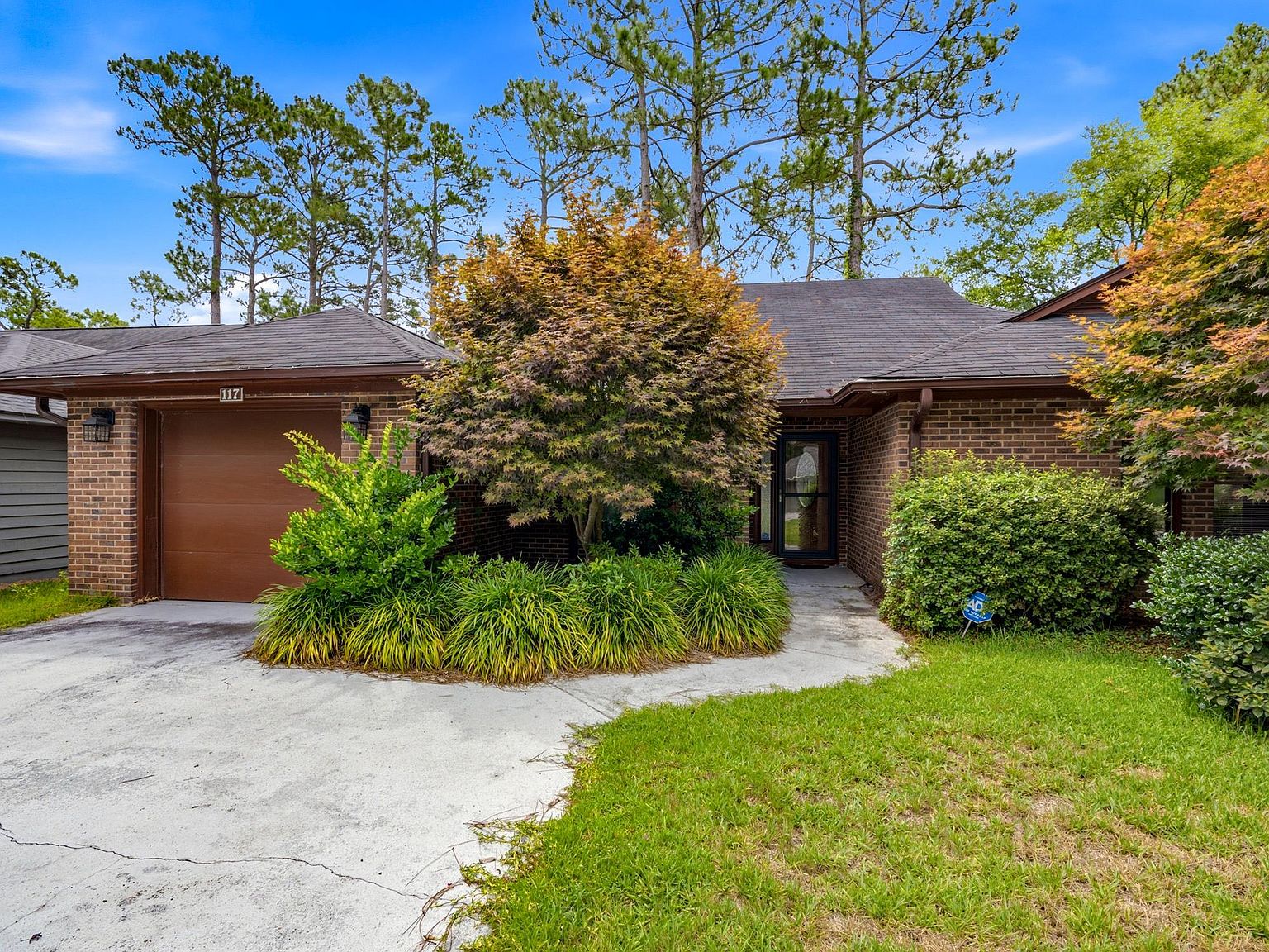 117 Mayberry Ln.