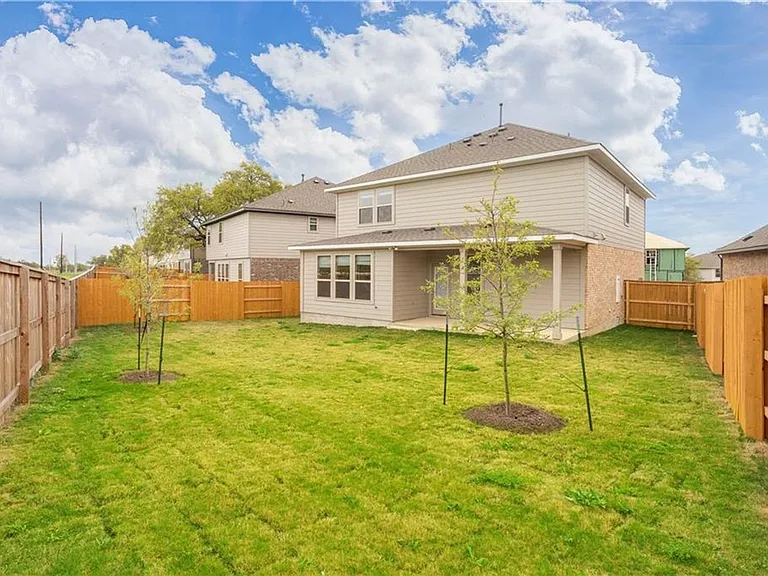 14202 McCoy Loop — Photo 33