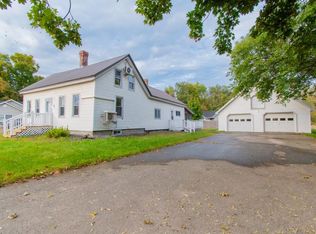 114 Elm St, Newport, ME 04953