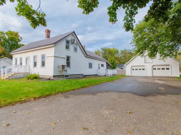 114 Elm Street, Newport, ME 04953