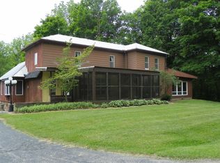 3732 Thar Rd, Coloma, MI 49038