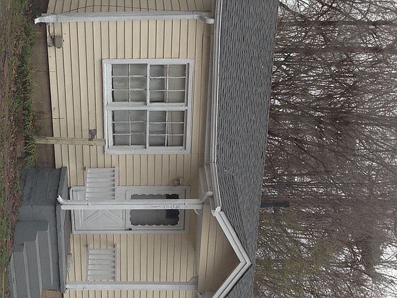 5771 Hillside