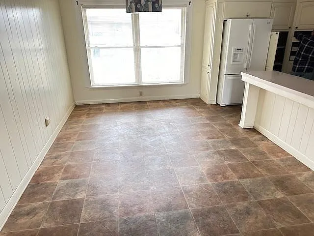 320 Merrell Dr — Photo 16