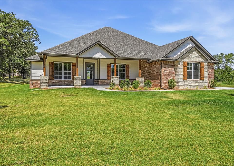 1st image of 26319 Longhorn Dr