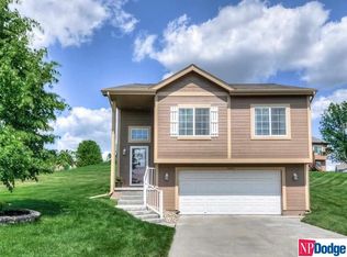10503 Lewis And Clark Rd, Bellevue, NE 68123