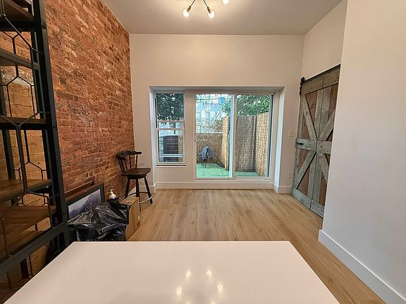 3rd image of 1578 De Kalb Ave #1RR