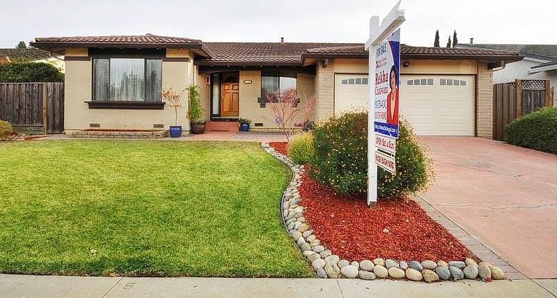 1st image of 2806 Oak Estates Ct
