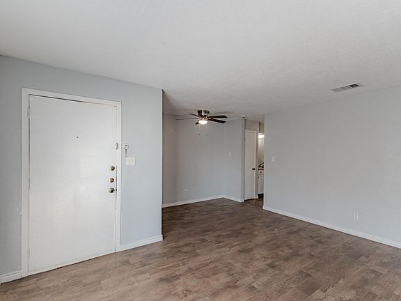 5th image of 100 Uhland Rd APT 2