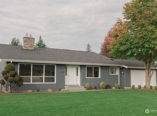 130 Park View Dr, Lynden, WA 98264