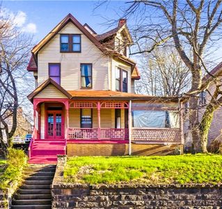 742 Chartiers Ave, Mc Kees Rocks, PA, 15136