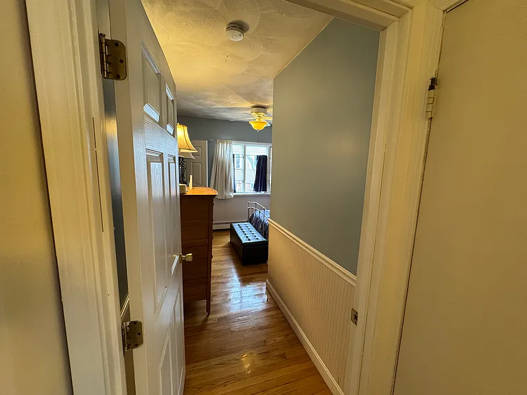 50 Jeffries St #2 — Photo 15