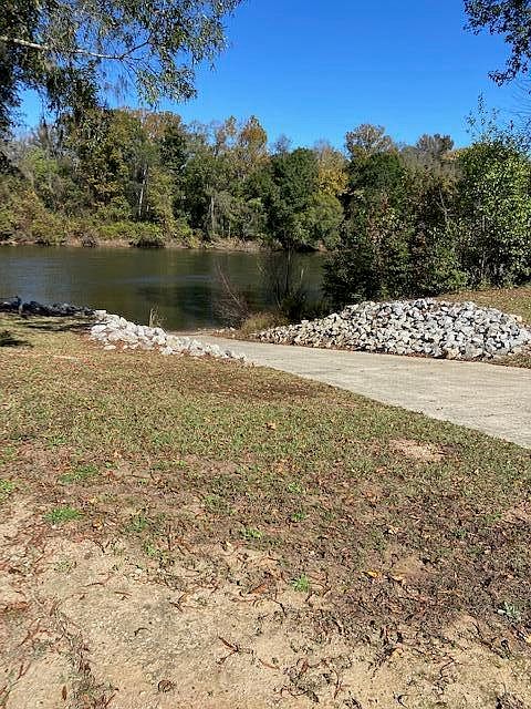 2nd image of 309 Rivers Run