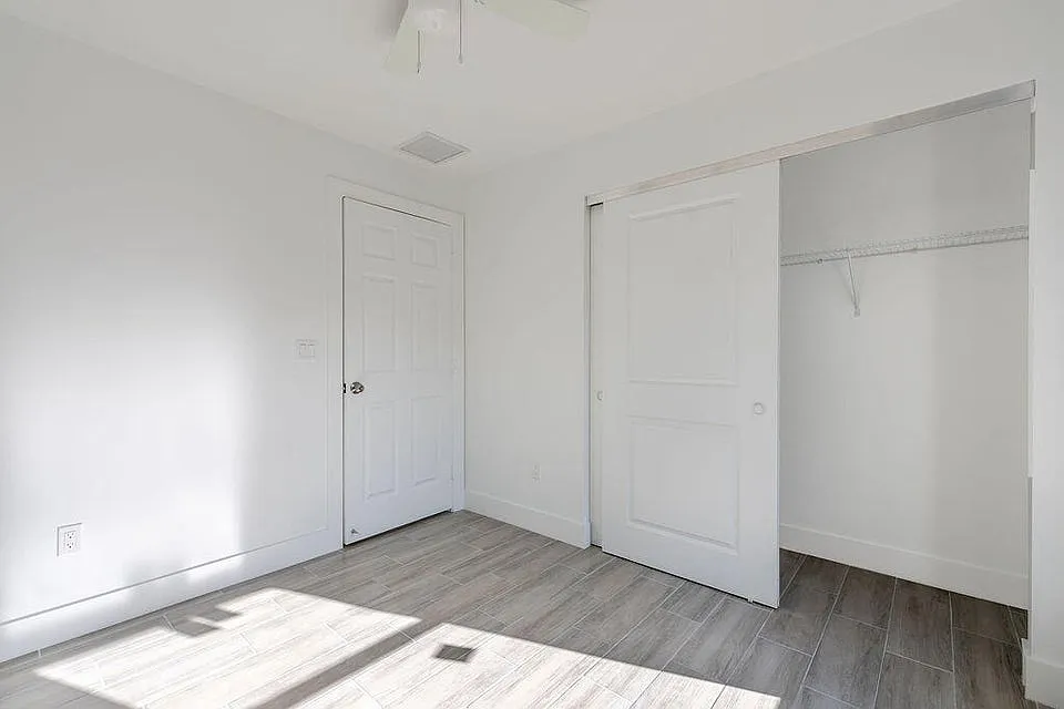 4959 Southeast Primrose Way unit 2 - 1 — Photo 3