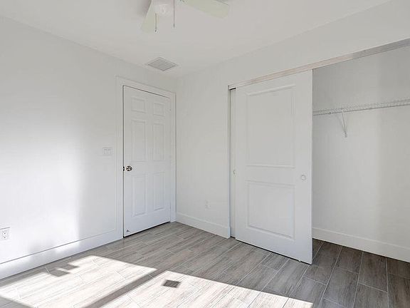 3rd image of 4959 SE Primrose Way #2