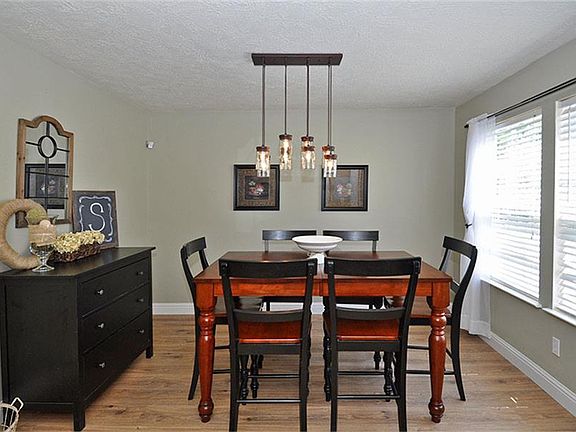 5th image of 22058 Woodmoss Ct