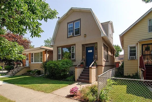1002 Lathrop Ave photo 1