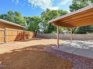 2 bed, 1254 sqft, $2,000 — Photo 2