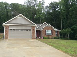 5001 Silverwood Dr, Gadsden, AL 35907