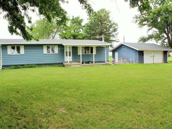 32900 Lambert Pl, Jefferson, SD 57038
