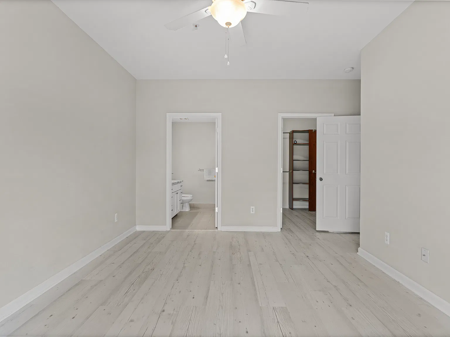 2 bed, 1450 sqft, $2,500 — Photo 3