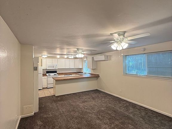 3rd image of 261 E 1st Ave #2