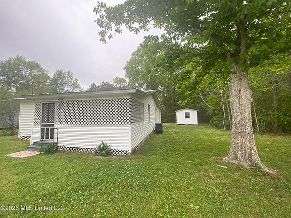 4th image of 6013 Elder Ferry Rd