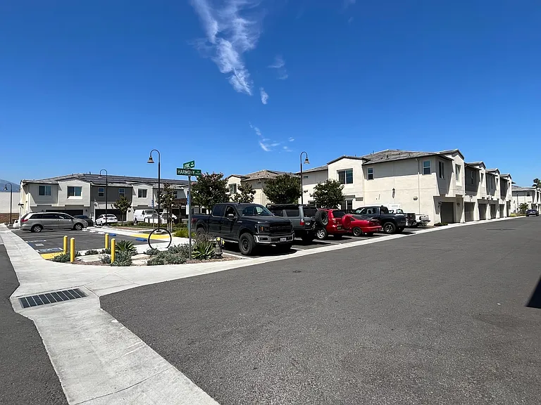 54 Harmony Dr — Photo 46