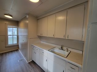 1109 State St, Cedar Falls, IA 50613