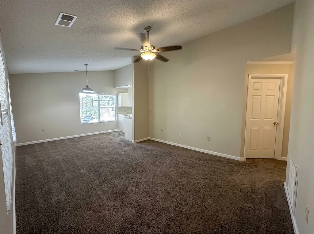 2 bed, $1,850 — Photo 3