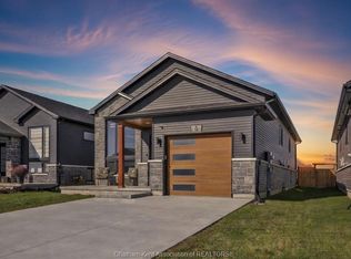 13 Baffin Way, Chatham Kent, ON N7L 0A6