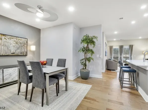 2 Vanderbilt Blvd #403, Florham Park Boro, NJ 07932