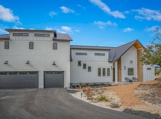585 N Scenic Hills Ct, Blanco, TX 78606