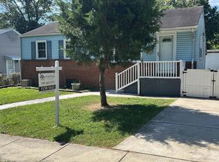 7003 Fairwood Rd, Hyattsville, MD 20784