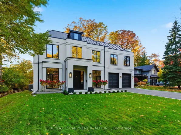 1380 Birchwood Heights Dr, Mississauga, ON L5G 2Y2