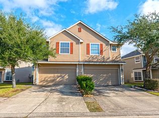 6303 Stoney Creek Dr, Pasadena, TX 77503